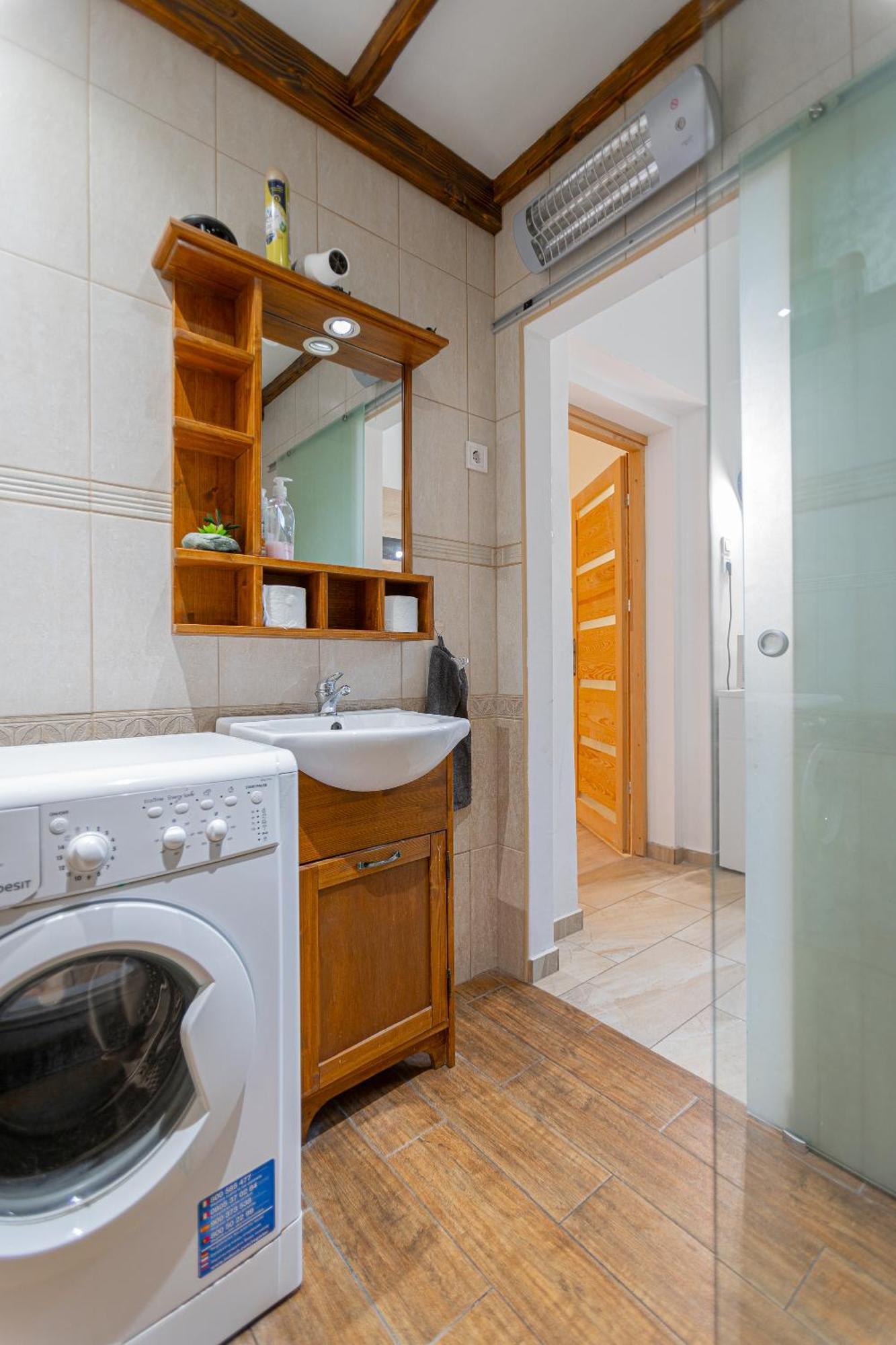 Cosy Flat With Balcony Lejlighed Budapest Eksteriør billede